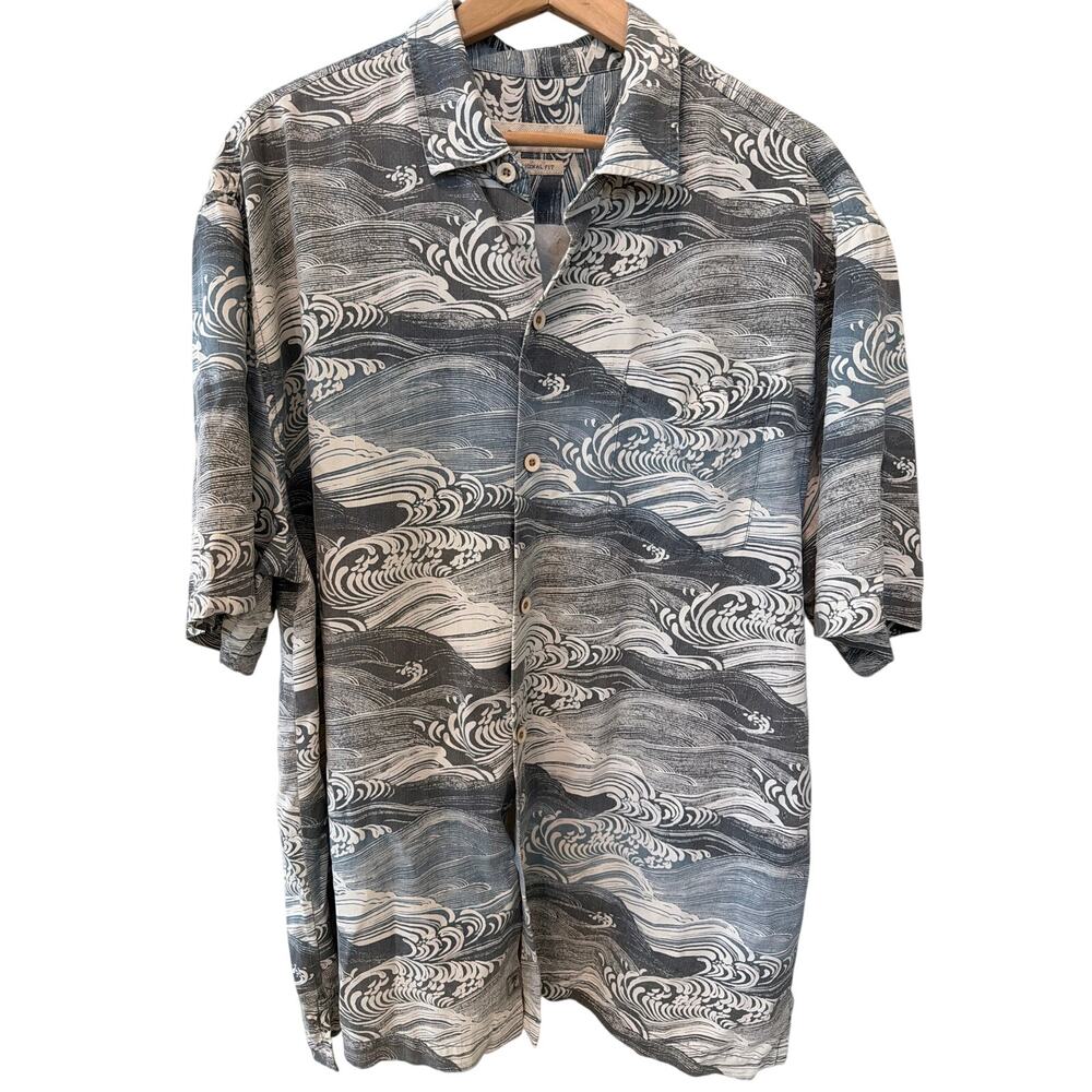 Tommy Bahama Silk Button Up Shirt Men's Size XL Hawaiian Shirt Casual Preppy
